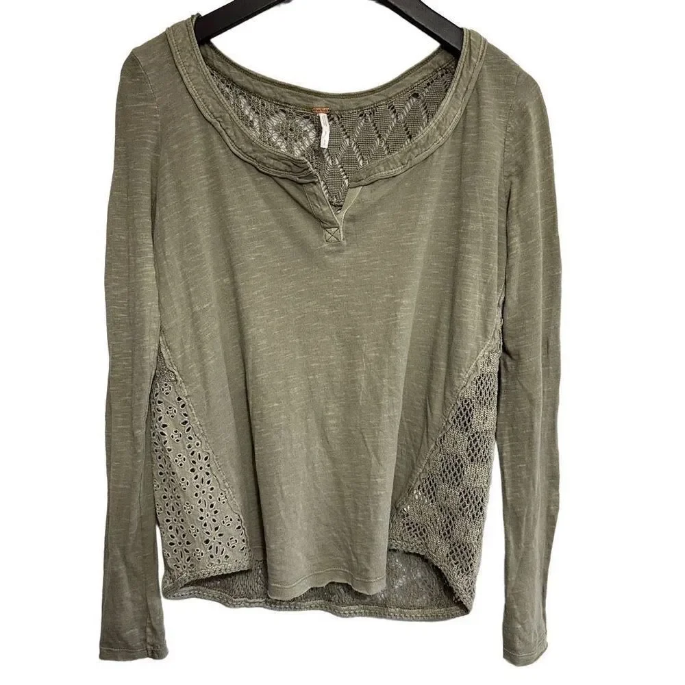 Free People lace/pattern long sleeve size small